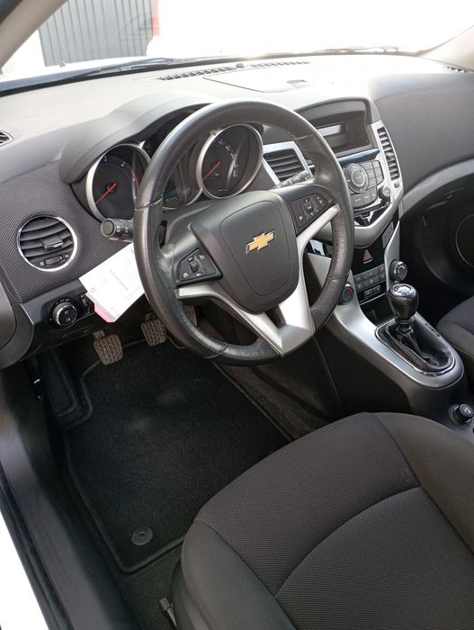 Carro 5 lugares como novo