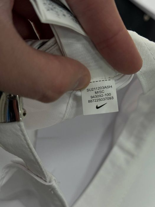 Кепка Nike
Art. 0026

100% поліестр
Розмір регулюється
Залізлий логоти