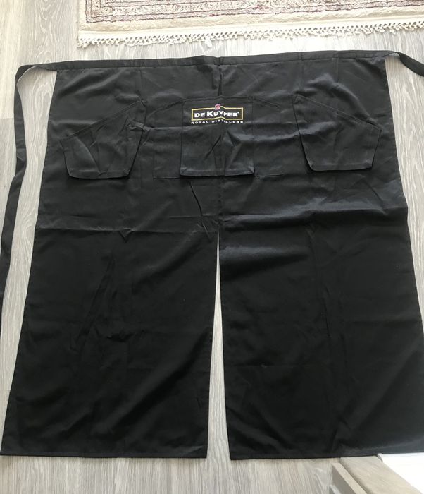 Продам фартук оригинальный