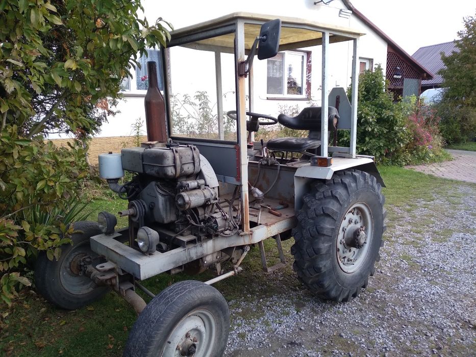Esiok sam   z silnikiem  s 12