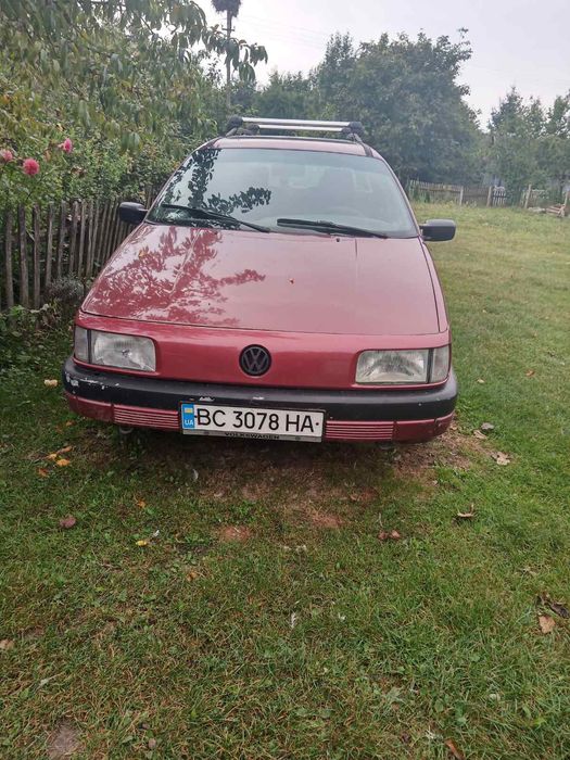 Продаж паста б3 1990 року 1.8 бензин у хорошому стані .