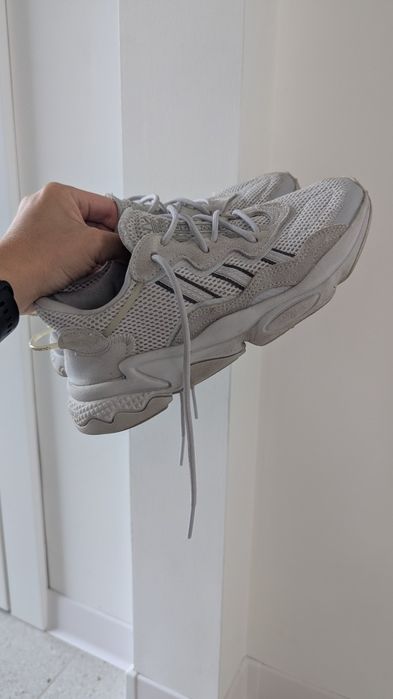 Buty sportowe Adidas Ozweego