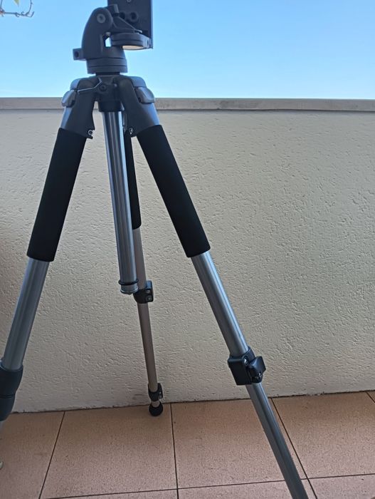 Tripé para máquina fotográfica KENRO