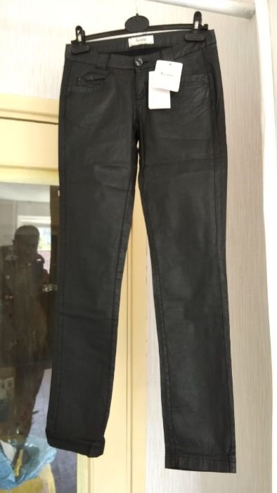 Джинси Bershka нові