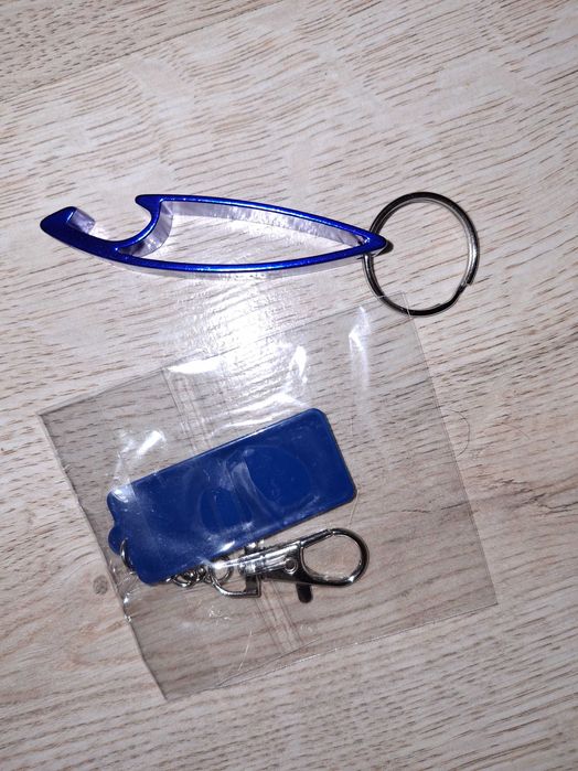 Breloczek z otwieraczem drugi gratis