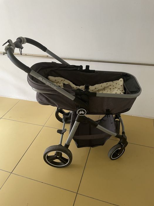 Carro bebe mobiclinic