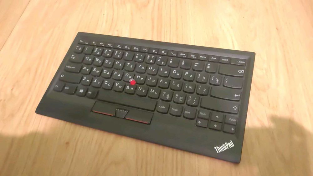 Клавіатура Lenovo KU-1255 з трекпойнтом