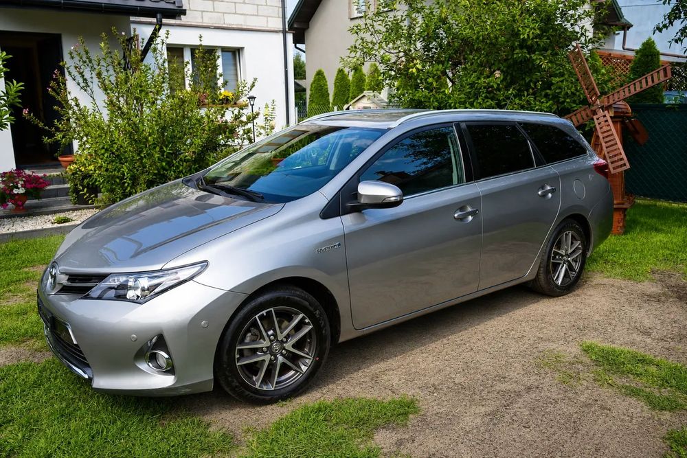 Toyota Auris Super stan! Serwisowana w TOYOCIE do końca. Po opłatach!