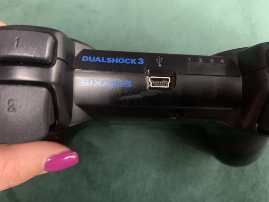 Oryginalny pad do konsoli ps3 - czarny