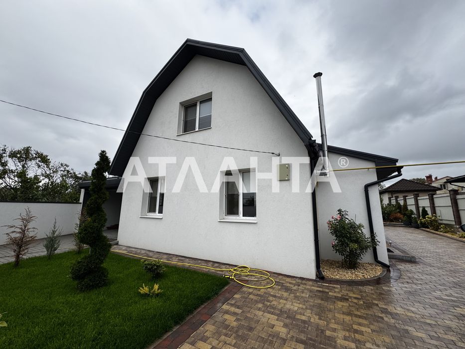 Современный уютный дом пригороде