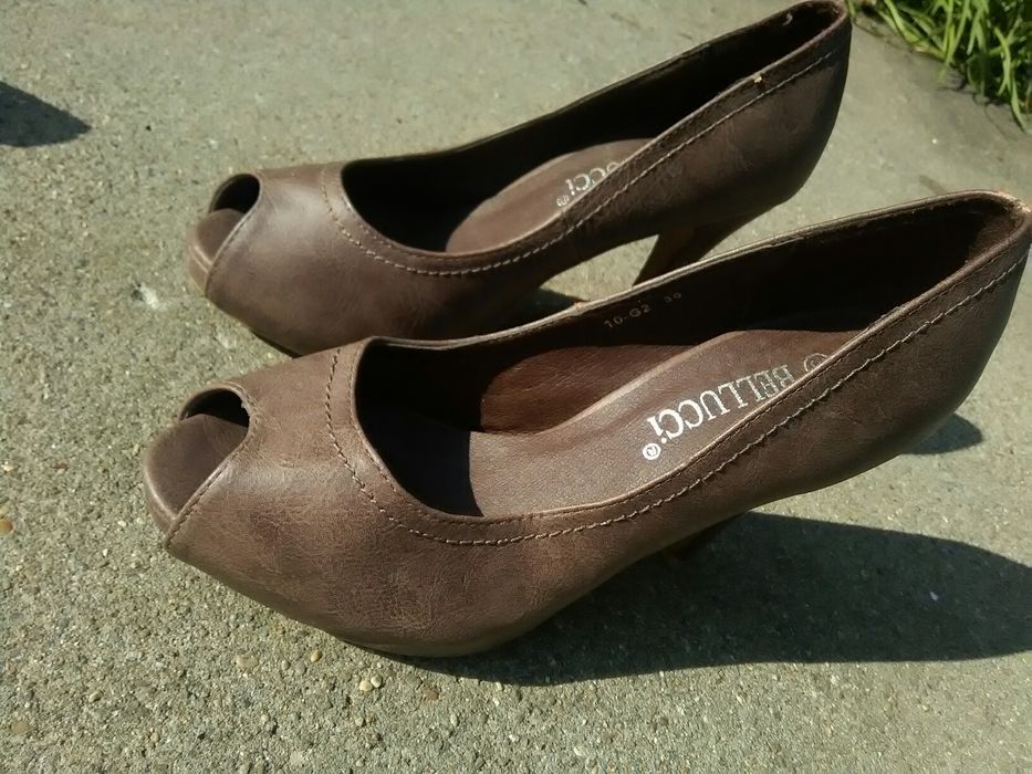 Calçado senhora 35 ,36, 37, 38, c nov vend troc o conjunt ou separado