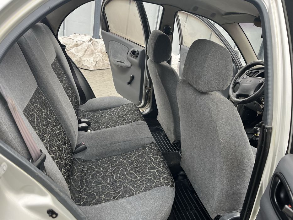 Продам ланос гарний стан