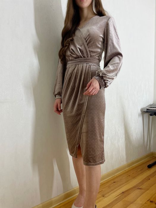 Сукня оксамитова, розмір s-m