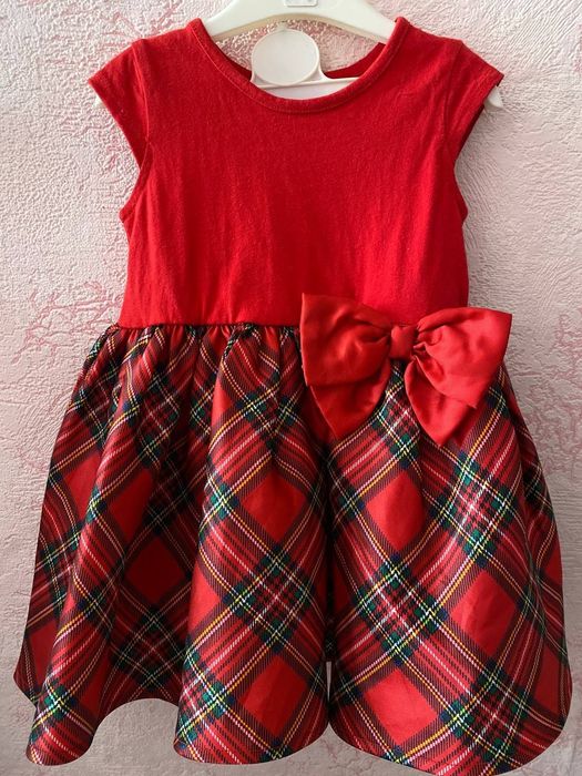 Сукня для дівчинки