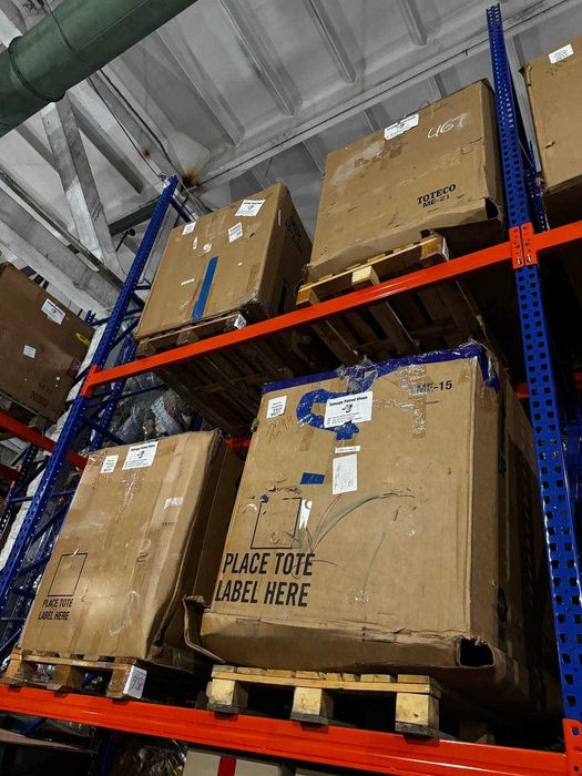 Секонд-хенд взуття з США! Дуже багато кросівок – оптом від 500 кг