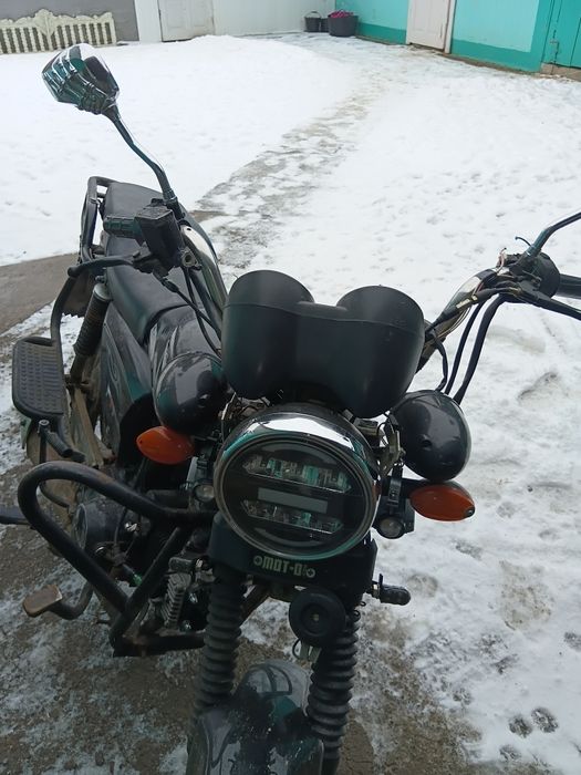 Mustang 125 кубів
