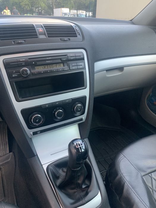 Skoda Octavia 2009 VIN TMBHA61Z4A8009917 фото оголошення 13 з 24
