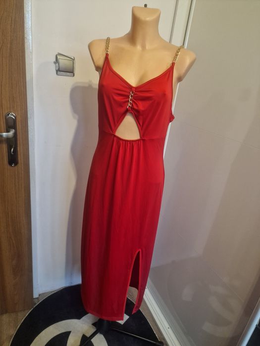 Czerwona sukienka