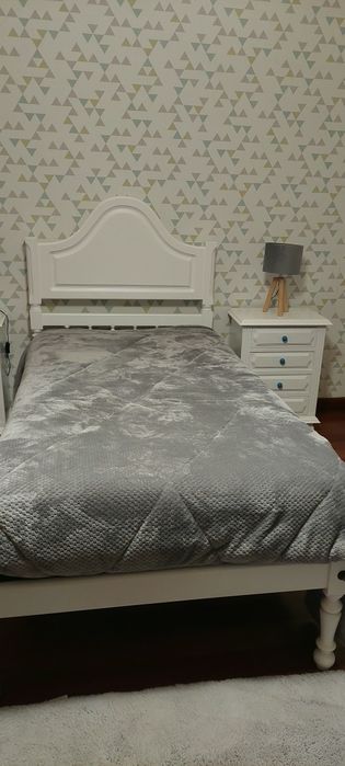 Quarto de solteiro completo