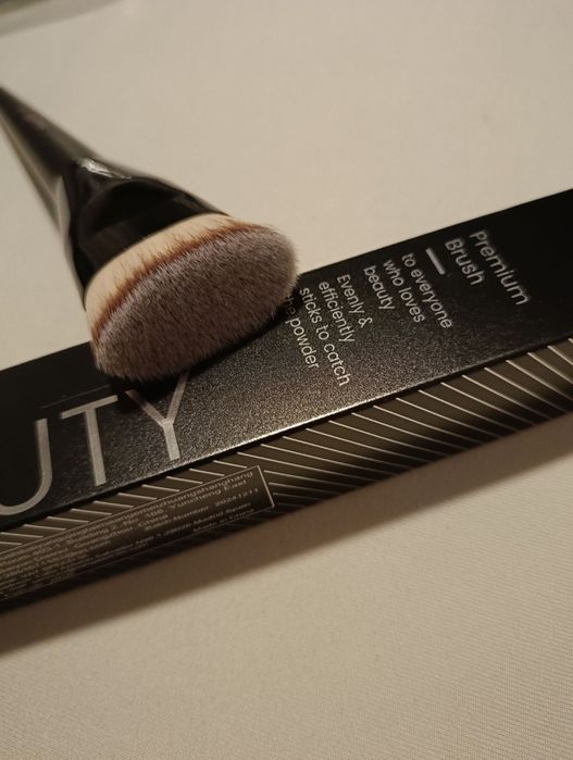 Nowy pędzel flat top owalny