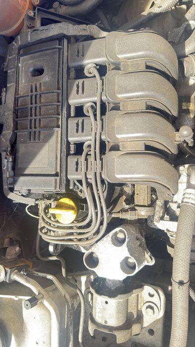 motor Renault Clio II 1.2 16V ANO 2002