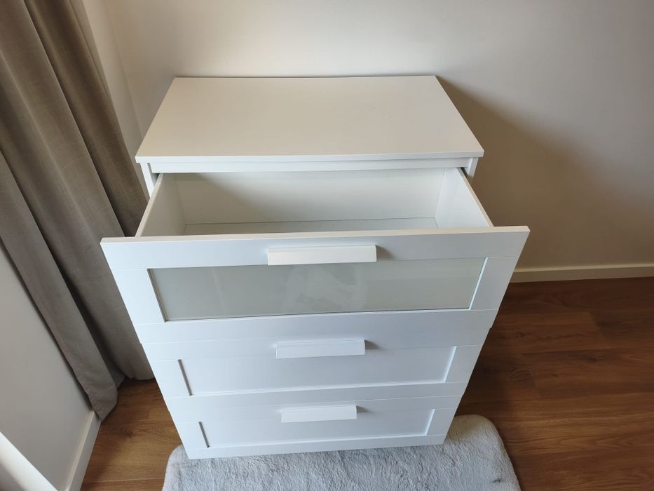 Cómoda IKEA BRIMNES 3 Gavetas – Como Nova