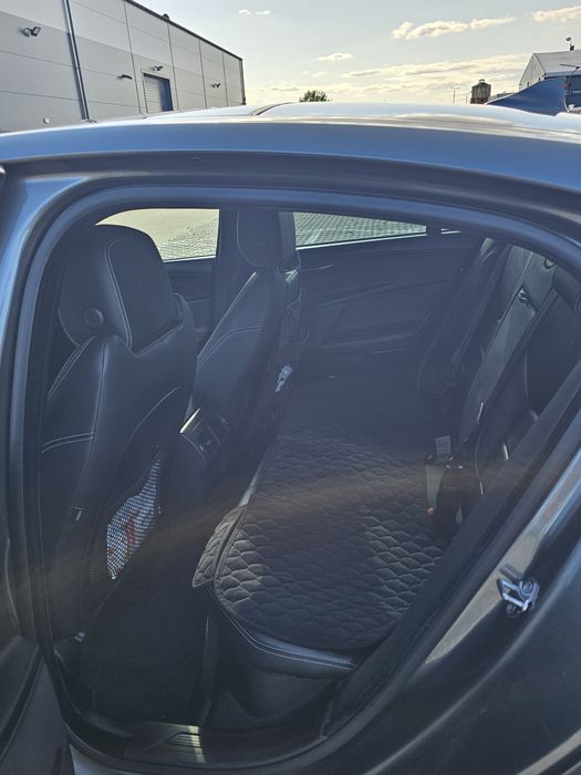 Sprzedam swoje prywatne auto Jaguar XE 2.0 diesel  R-Sport  2016r.