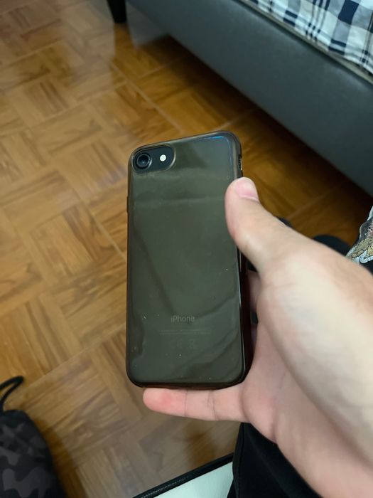 iPhone 7 bastante usado