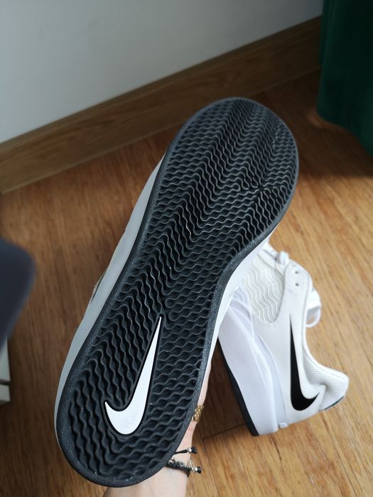 Sneakersy Nike Ishod 44.5 sznurowane męskie SB 101 dzień