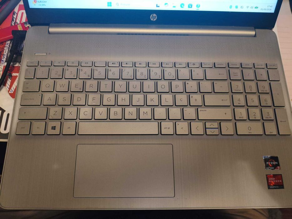 Portátil HP 15s-eq1018np