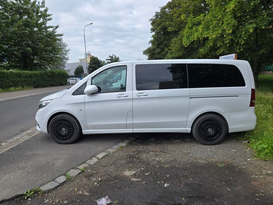 Mercedes-Benz Vito Mercedes-Benz Vito 116 2020 8 osobowy
