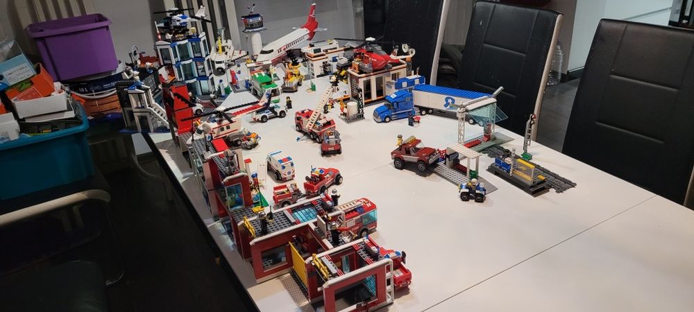 Lego  kilka zestawów 3367, 7208, 7286, 7848, 7642, 4429, 7498, 7208