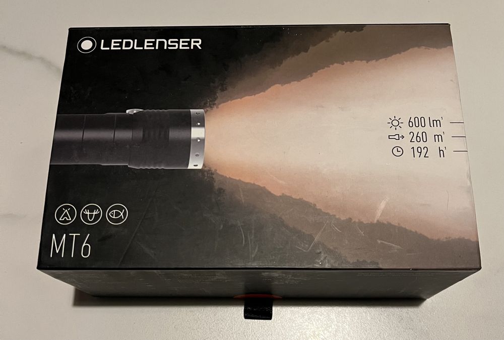 Latarka Ledlenser MT6