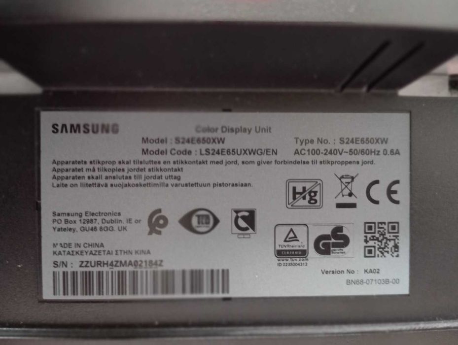 Монітор 24" Samsung S24E650 (PLS / 1920x1200 / Pivot / DisplayPort, DVI, VGA)