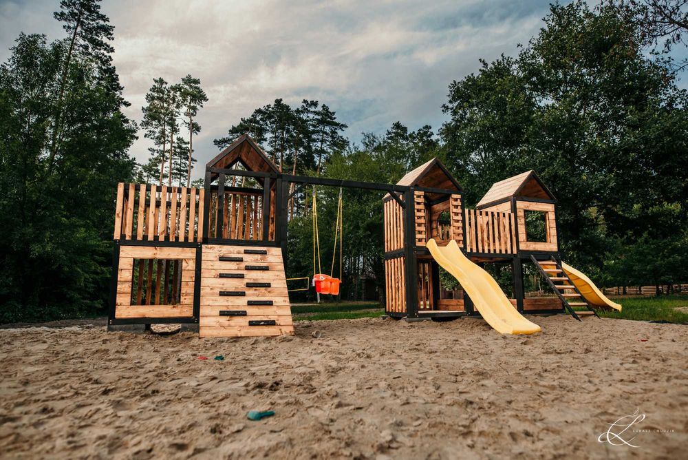 Leśny Azyl Domki z  jacuzzi i ogrzewnym zimowym tarasem, Zwierzyniec