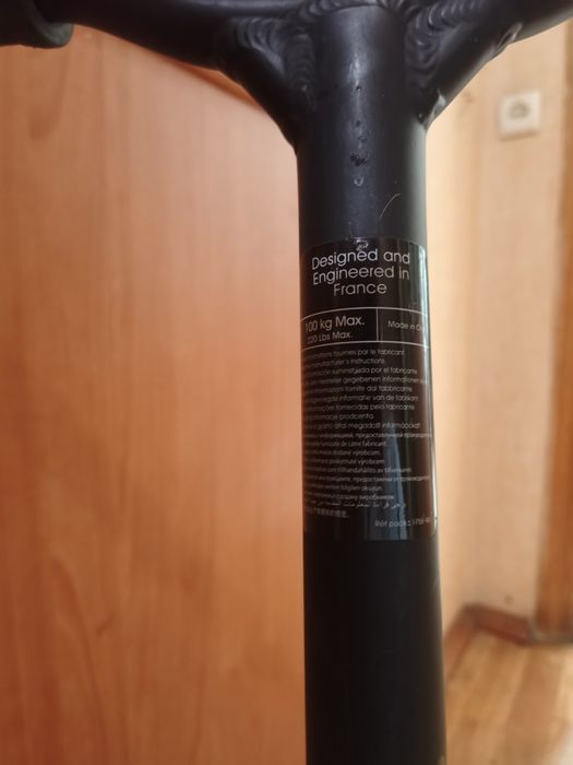 Трюковий самокат Oxelo Scooters MF 1.8 у хорошому стані