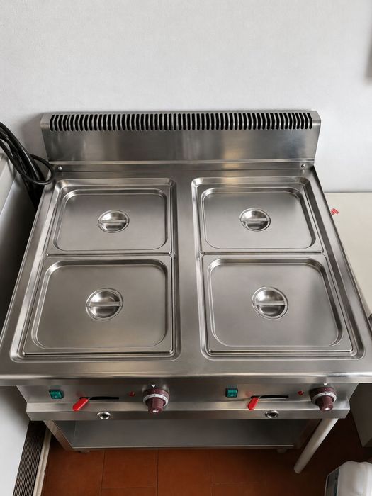 Banho-maria industrial 4 cubas GN, móvel inox