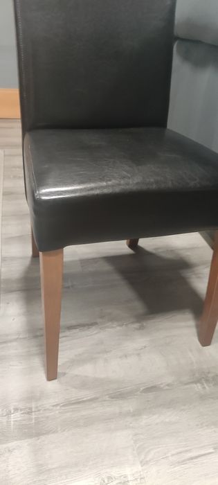 Mesa de Jantar Extensível em Madeira + 6 Cadeiras | Muito Estimada