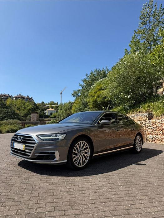 Audi A8 3.0 TDI V6 quattro Clean Exclusive