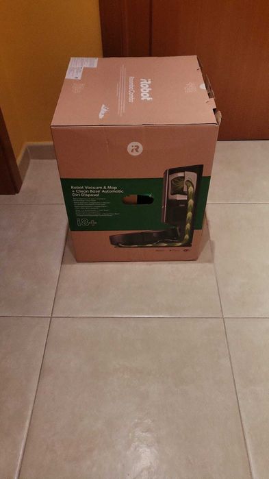 iRobot Roomba Combo i8+ - Limpeza Inteligente com Base Autoesvaziante!