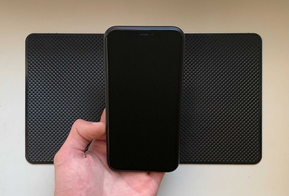 Самый дешевый - iPhone XR - 64 гб - 89% АКБ - NEVERLOCK - BLACK