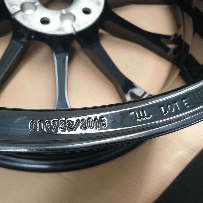 Felga aluminiowa 8Jx19' VW GOLF R-LINE