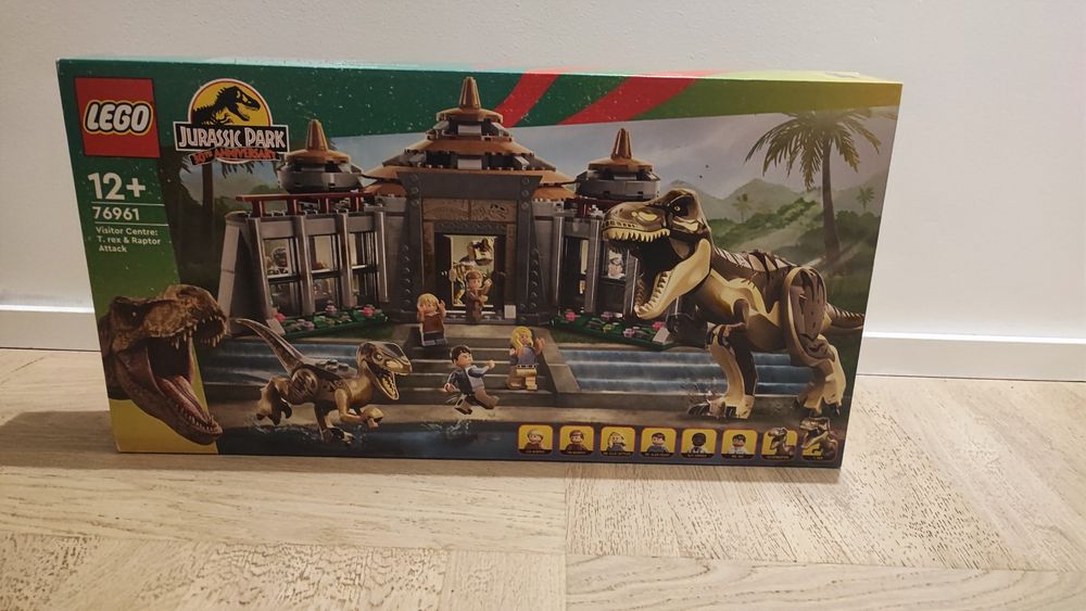 LEGO 76961 Jurassic World - Centrum dla odwiedzających atak tyranoza ...
