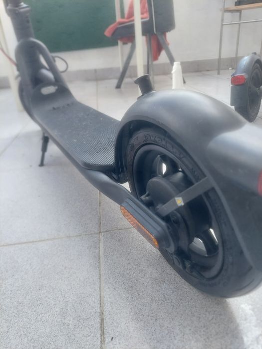 Trotinete navee v25