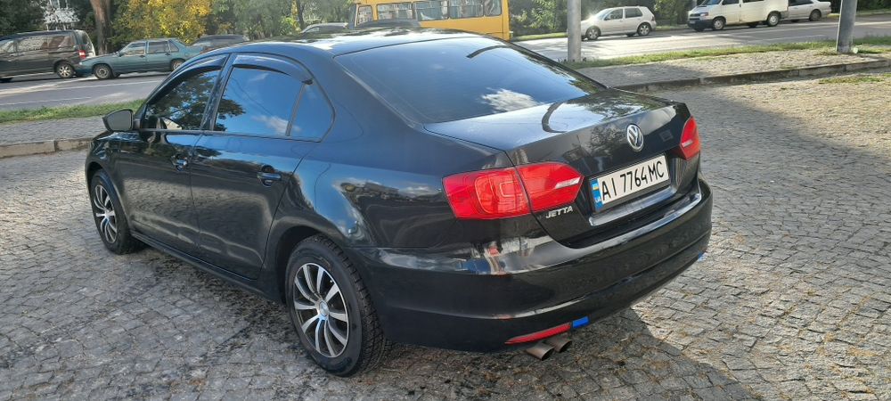 ПРОДАМ ДЖЕТА 2013р 2.0 газ-бензин