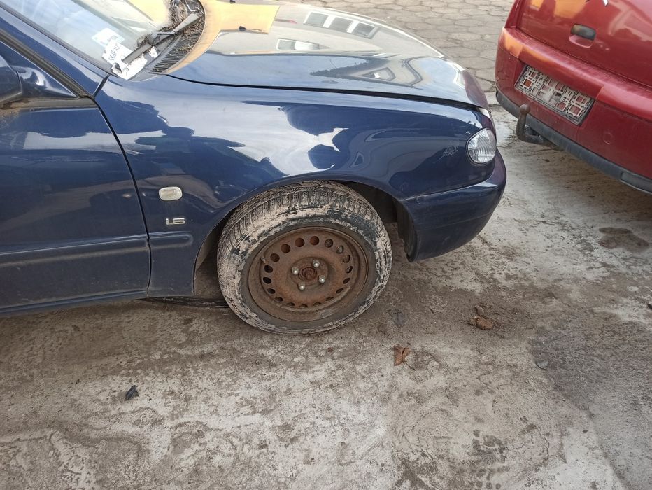 E11 Toyota corolla lift zderzak maska lampy części