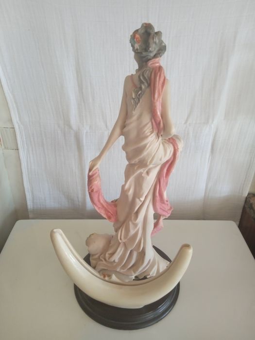 Vintage Statue 42 cm426078271408056324
