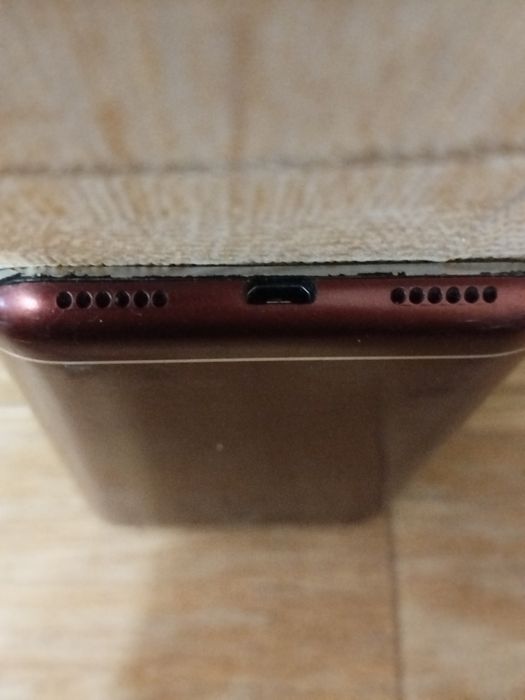 Телефон ZTE BLADE A510 в хорошем состоянии