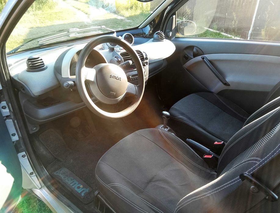 Продам Smart 2001
