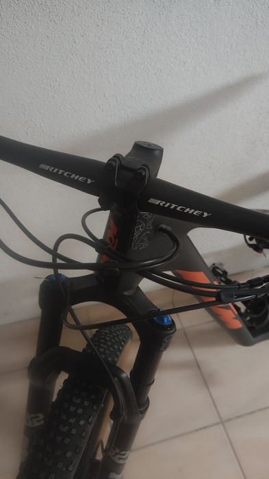 KTM scarp elite 2025 carbono como nova